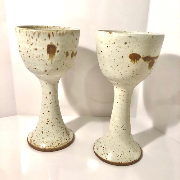 2 Speckled Pottery Glaze Goblets. - Picture 3 of 5